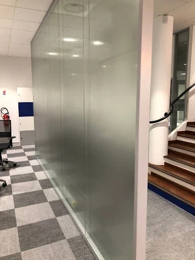 Bureaux — cloison verre dépoli — Modernal Nice